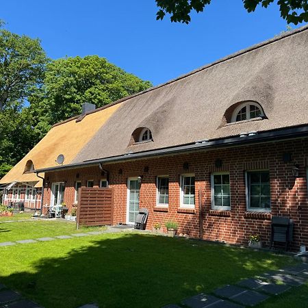 Ferienwohnungen Unter den Eichen Stade Exterior foto