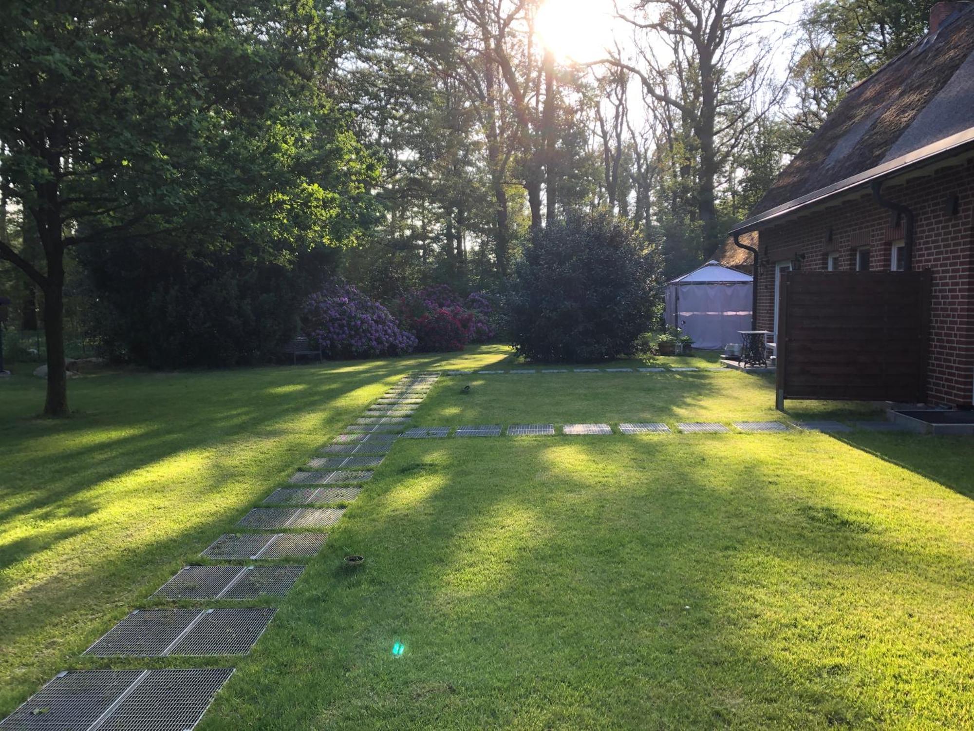 Ferienwohnungen Unter den Eichen Stade Exterior foto