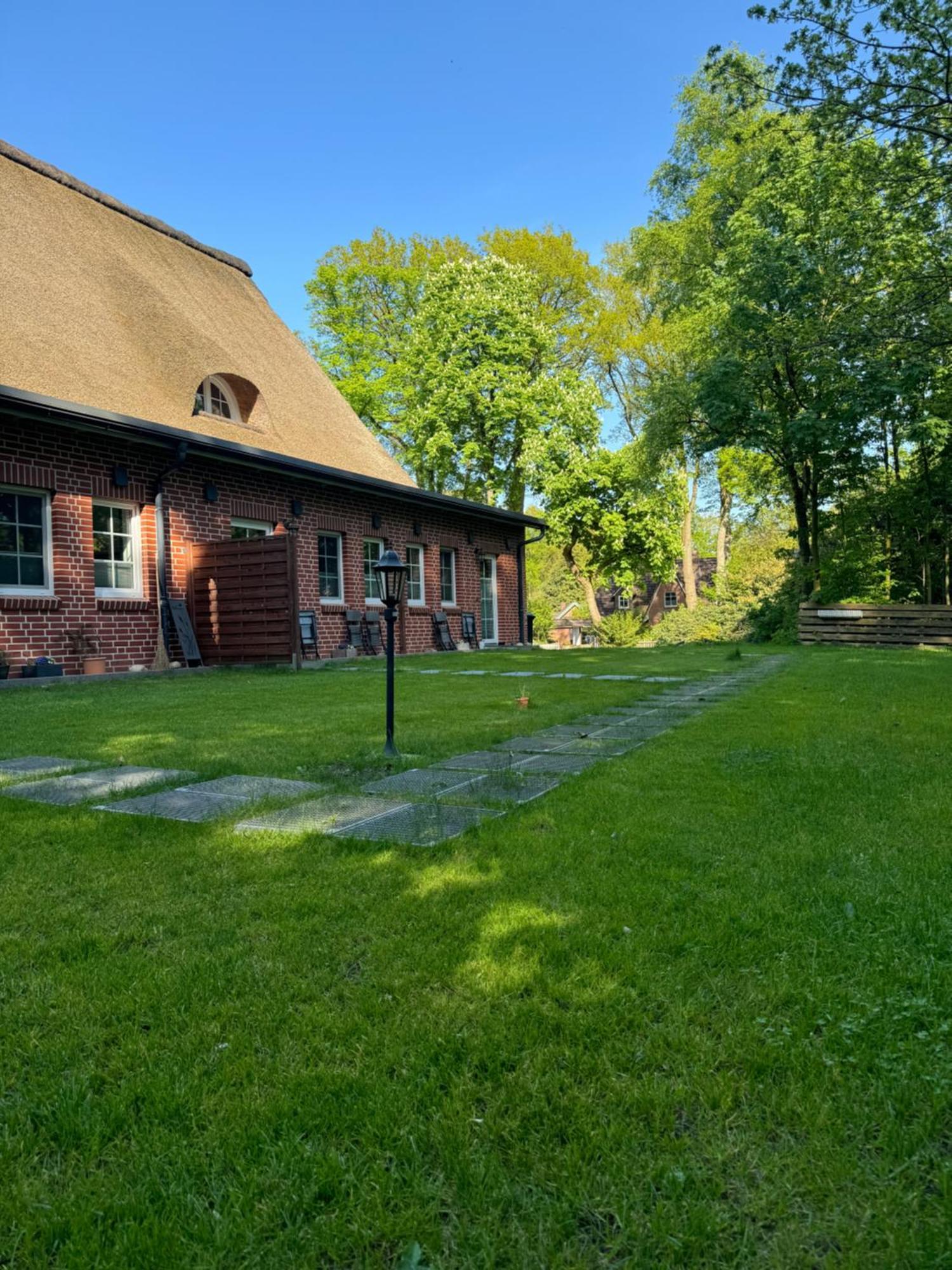Ferienwohnungen Unter den Eichen Stade Exterior foto